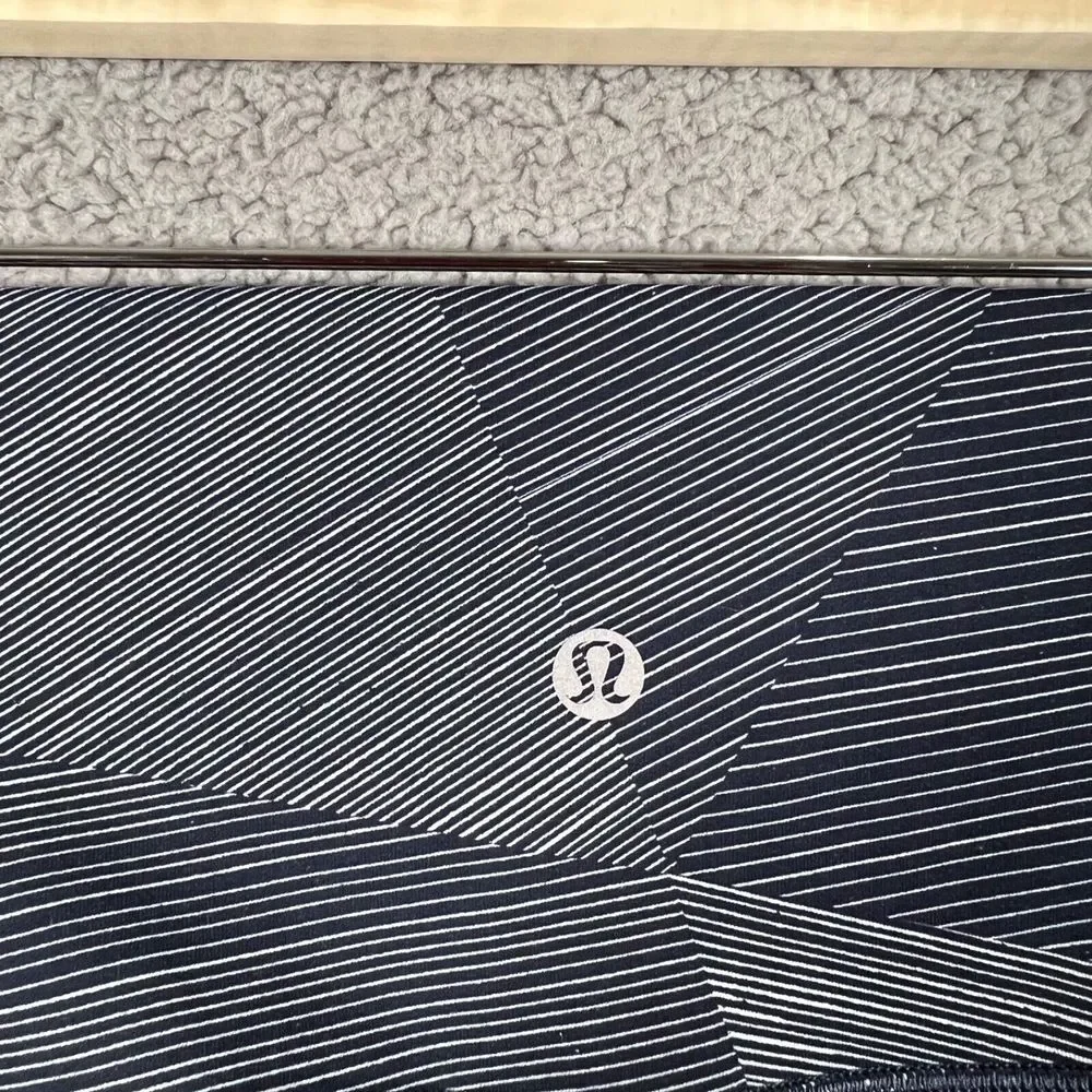 Lululemon Leggings Womens 4 Wunder‎ Under Etch Hail Navy Blue Crop 21
